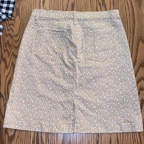 Orvis floral skirt - Picture 9 of 9